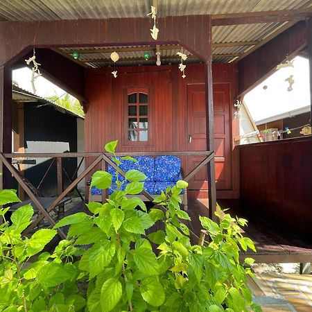 Hotel Bushman Tioman Kampong Juara Exterior foto