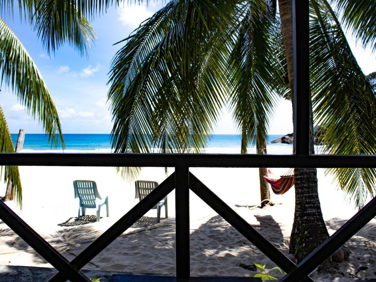 Hotel Bushman Tioman Kampong Juara Exterior foto