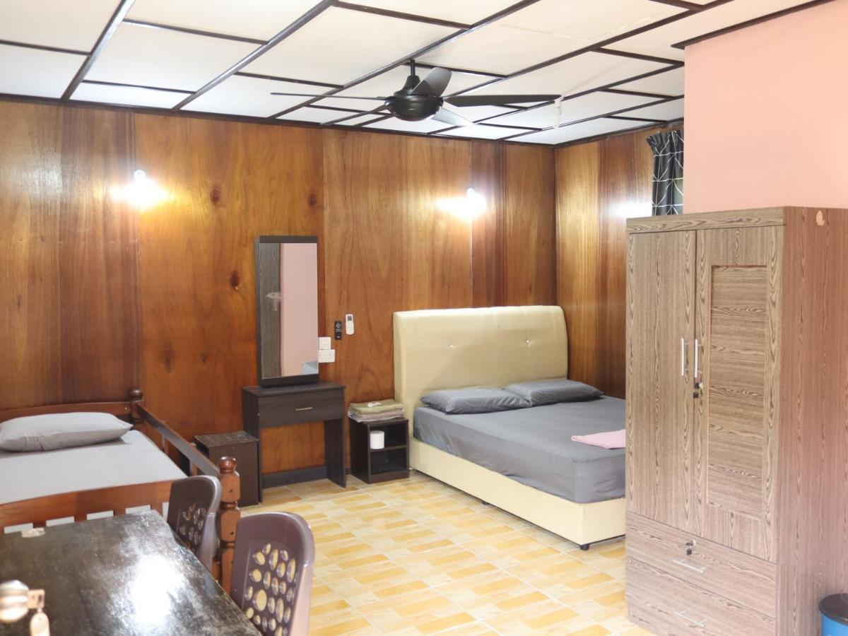 Hotel Bushman Tioman Kampong Juara Exterior foto