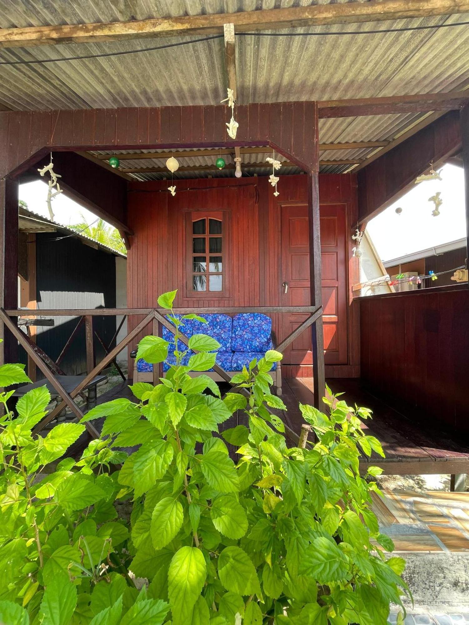Hotel Bushman Tioman Kampong Juara Exterior foto